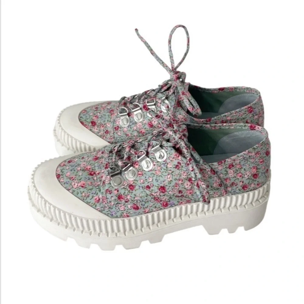 Jeffrey Campbell B2School Blue
Floral Fabric Platform Lace
Up Lug Sole Size 8 - Picture 2 of 12